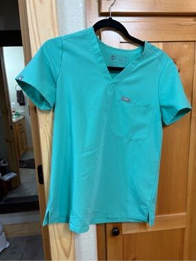 Figs Teal V-Neck Medical Scrub Top